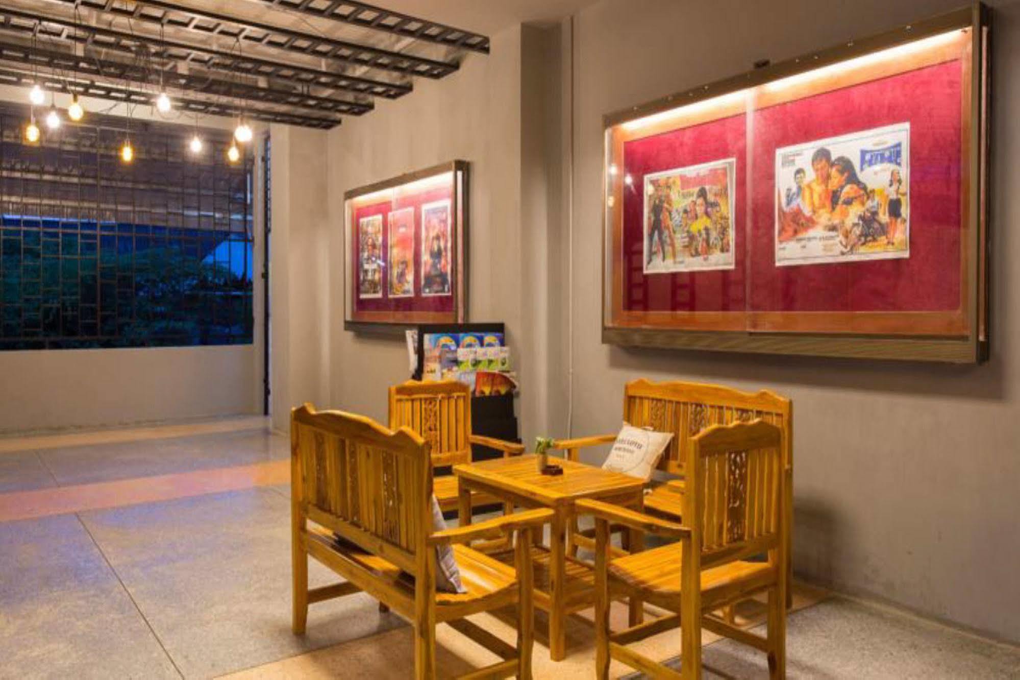 Holiday Station Hostel Krabi town Esterno foto