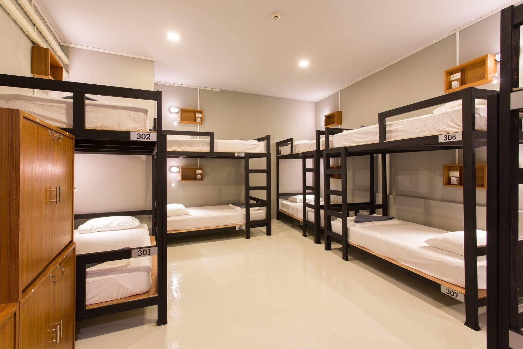 Holiday Station Hostel Krabi town Esterno foto