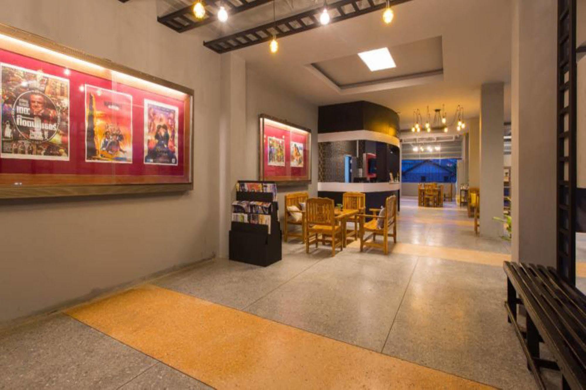 Holiday Station Hostel Krabi town Esterno foto
